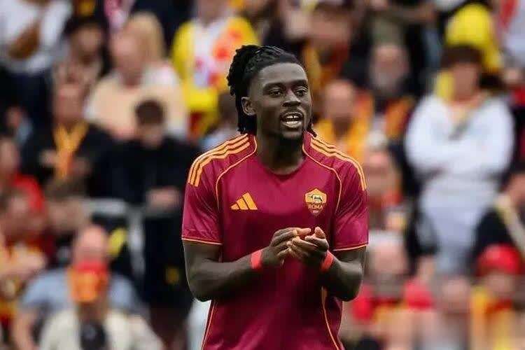 曼联签下新晋年轻天才球员，疯狂引援